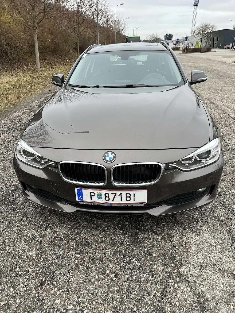  BMW 318Touring mit Ahk-Pan-Nichtraucher