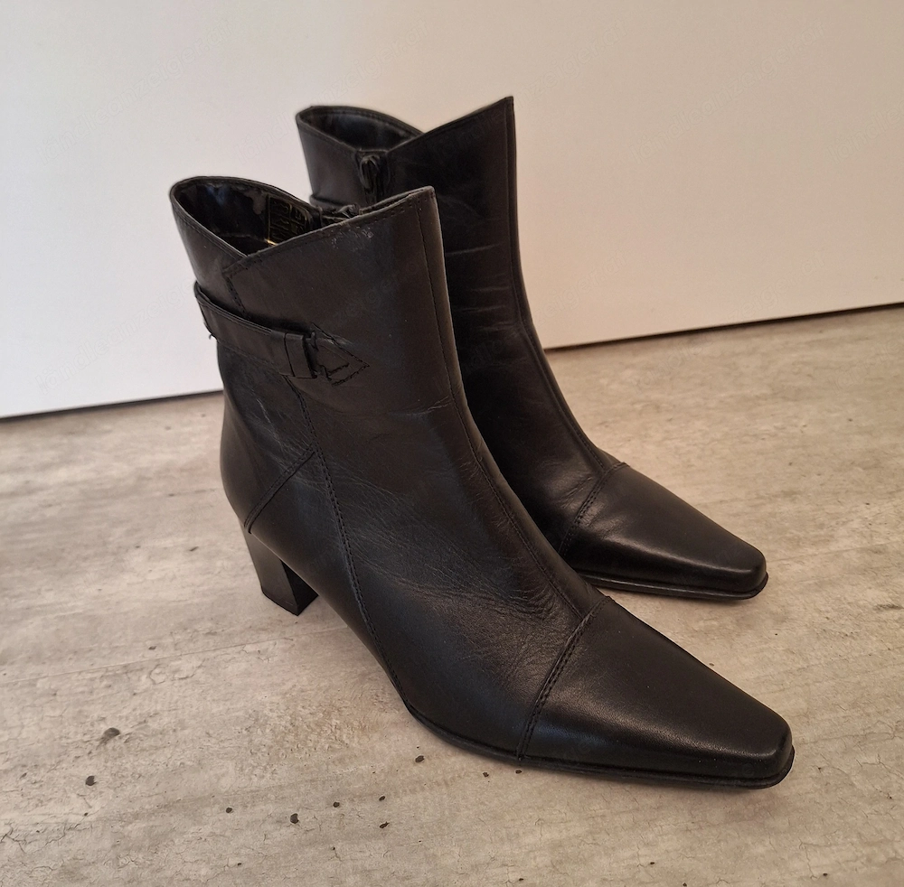 Stiefeletten schwarz