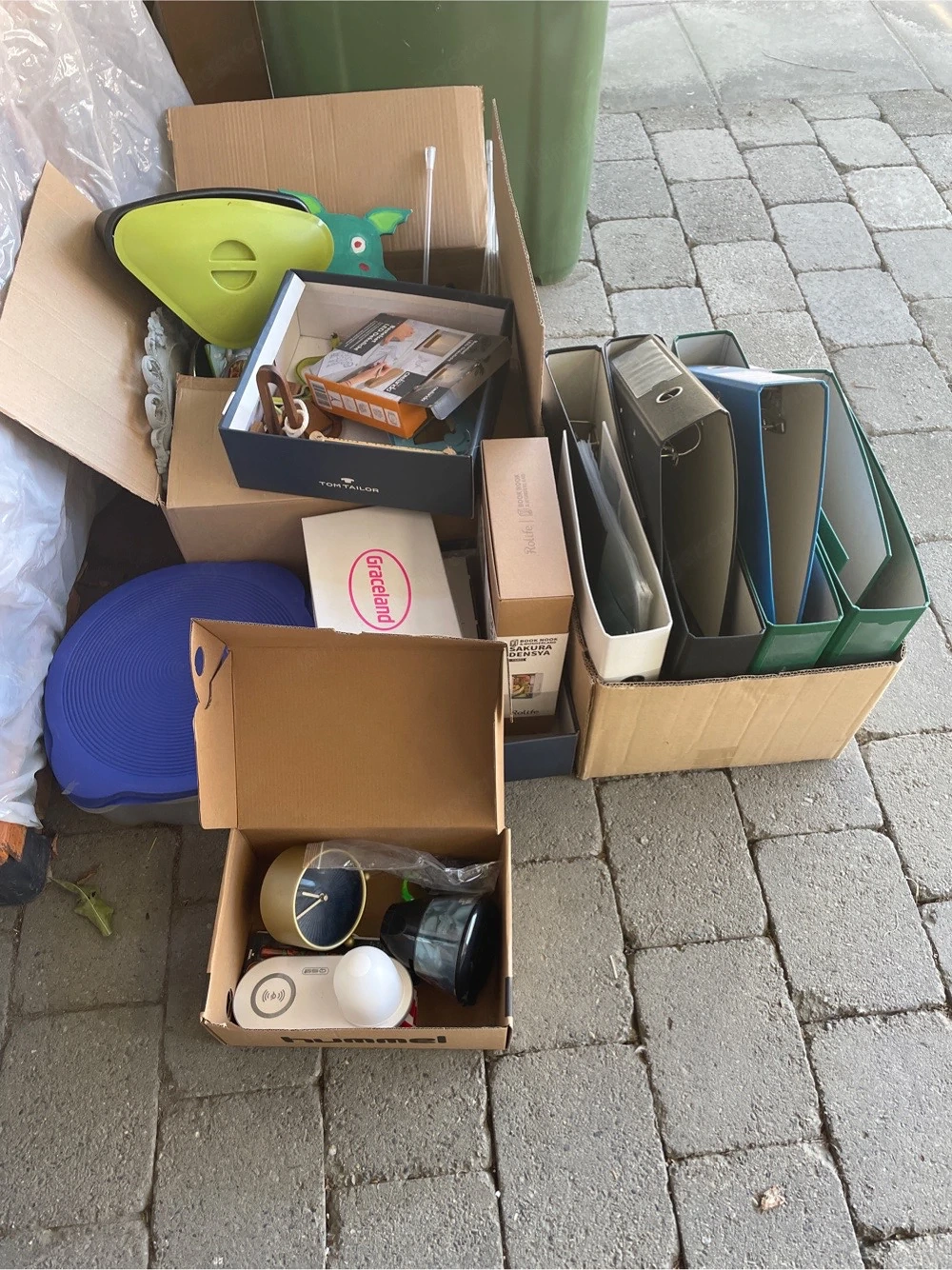 Flohmarkt Artikel zu verschenken