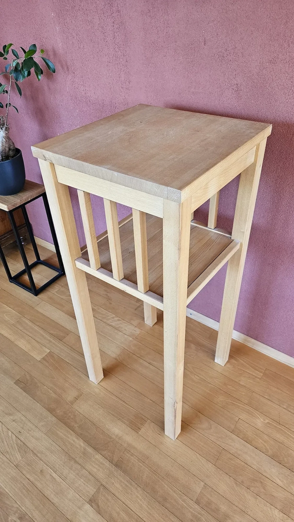 Vollholz-Beistelltisch   Blumenständer   Stehtisch