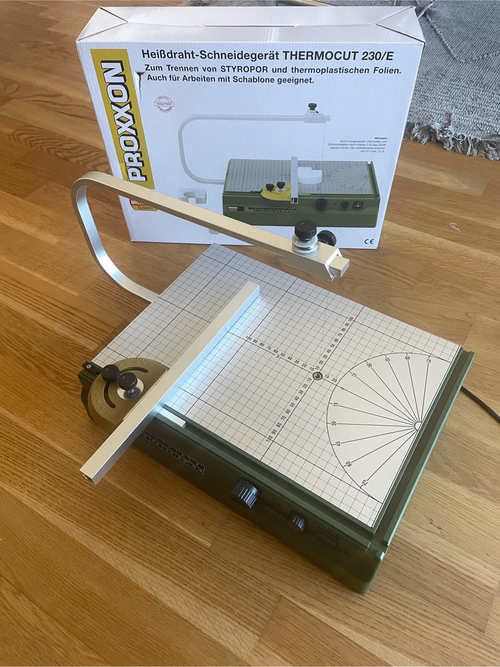 Heißdrahr-Schneidegerät Thermocut 230  E Proxxon