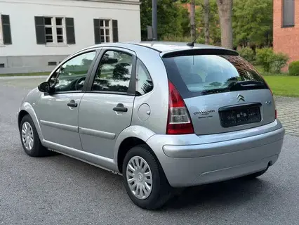 Citroen C3 1.4 NUR 76.000 Km TÜV NEU 2.Besitz