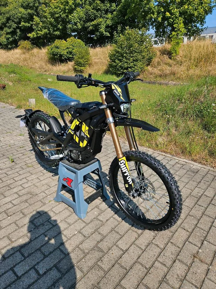 SUR-RON Light bee L1e 2025