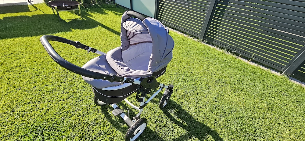 Kinderwagen - Set mit 2 Aufsätze
