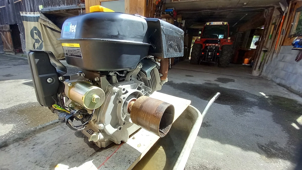 4 Takt Benzin Motor 15 PS