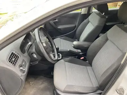VW Polo nur 94000 km!