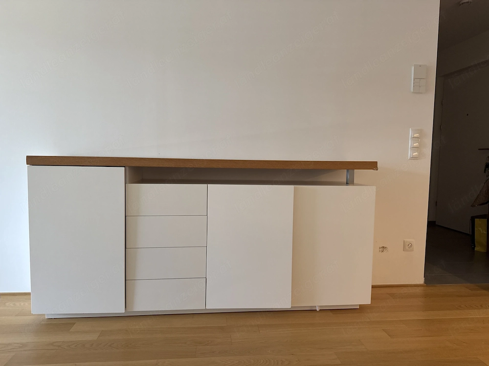 Sideboard , leichte Gebrauchsspuren 