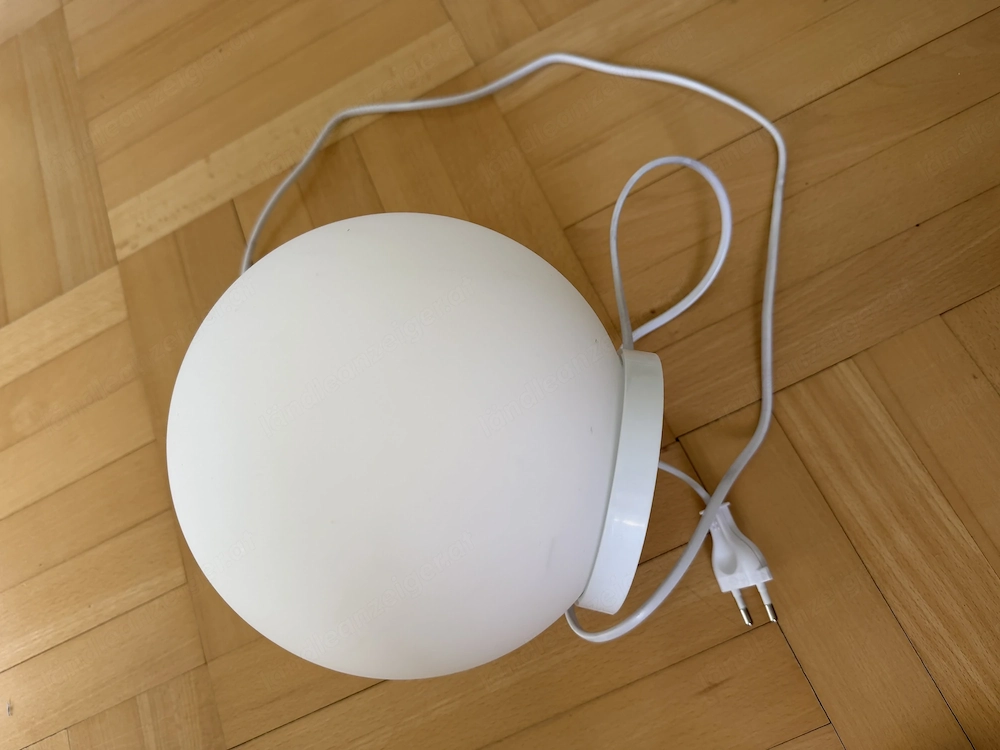 Tischlampe Glaskugel weiß matt