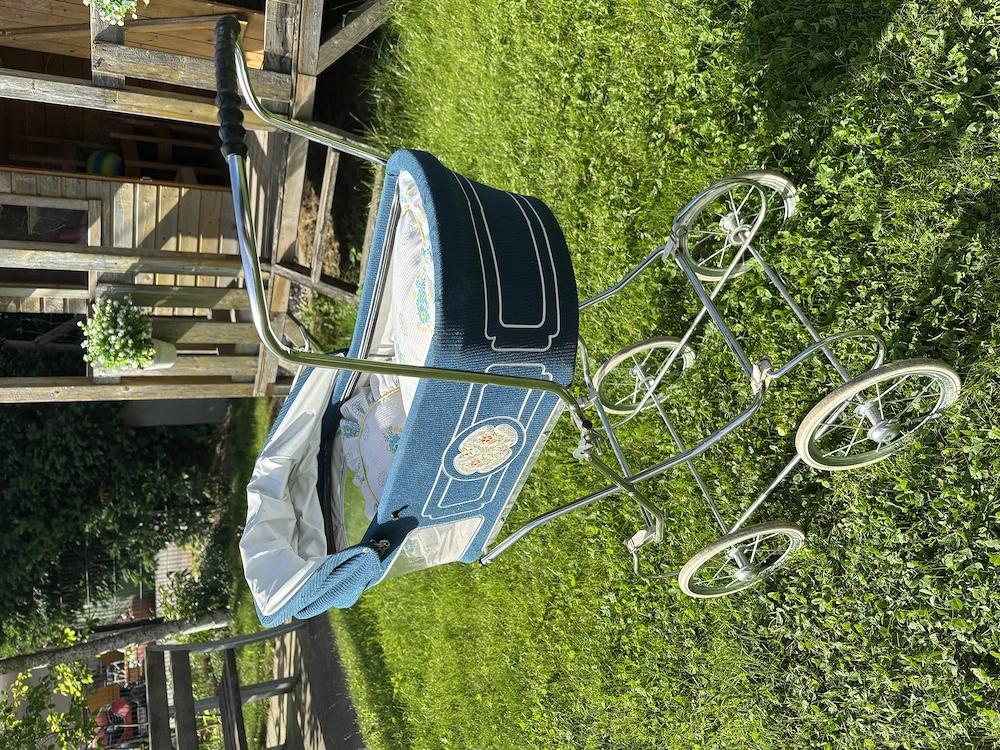 Puppenwagen