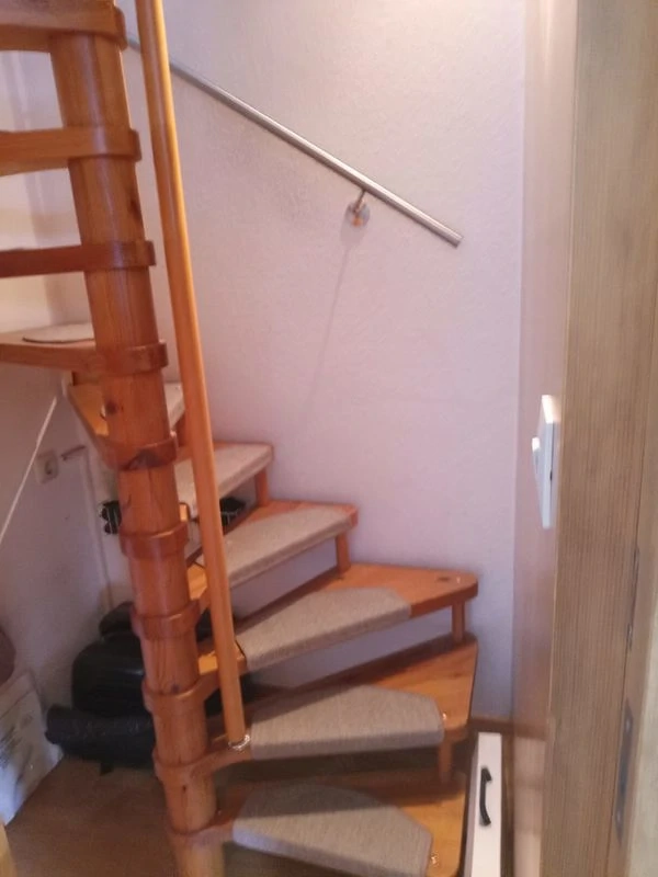 Wendeltreppe Vollholz Kiefer bis max. 268 cm Geschoßhöhe in Feldkirch