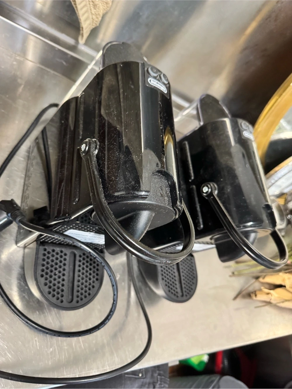 De Lobghi Nespresso Capsel Maschine neuwertig pro Stk 30 