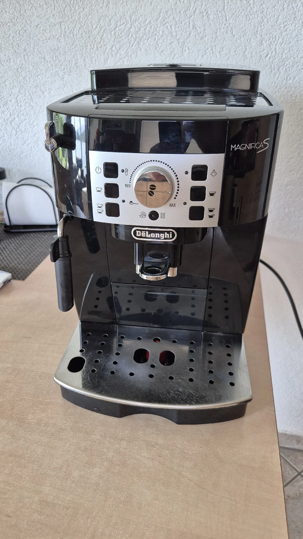 DeLonghi Magnifica S - Bastler