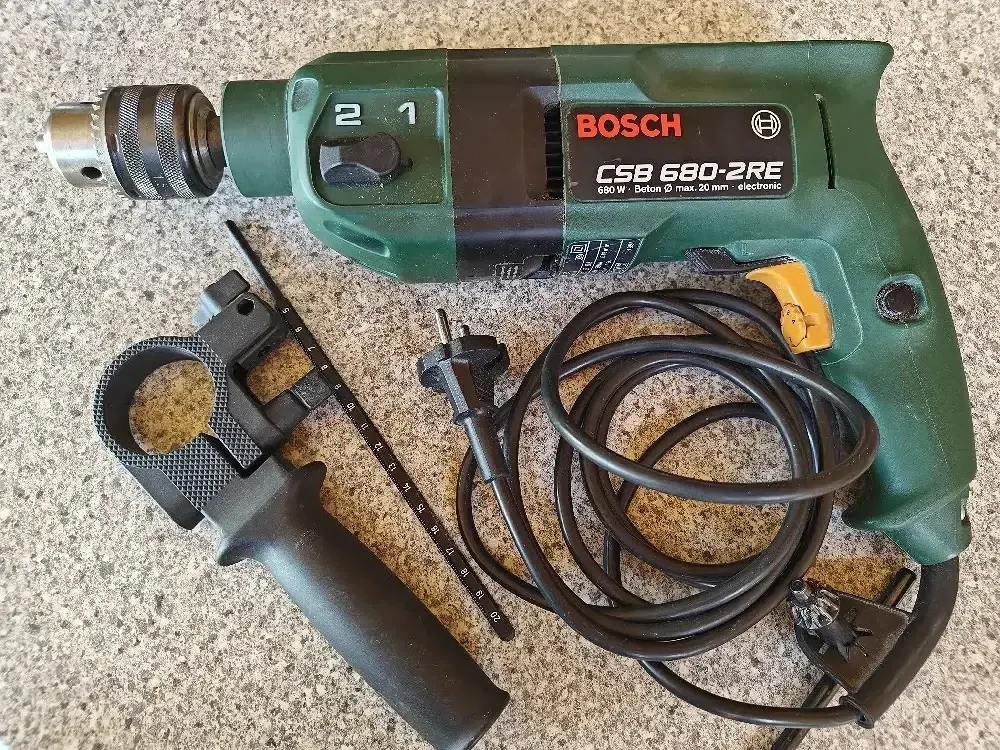 Bosch CSB 680 Schlagbohrmaschine 680W