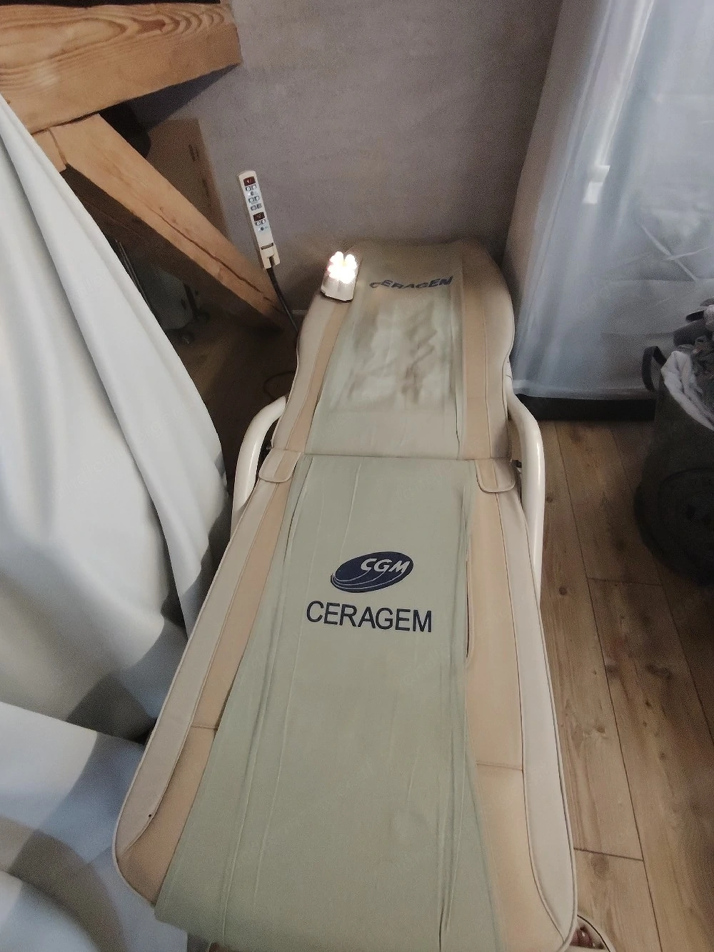 Ceragem Liege Jadesteine Massage 
