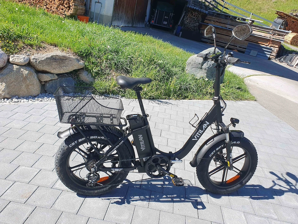 Elektrofahrrad mit Breitreifen, Faltbar mit Tiefeinstieg, 750W, Vitilan U7 2.0