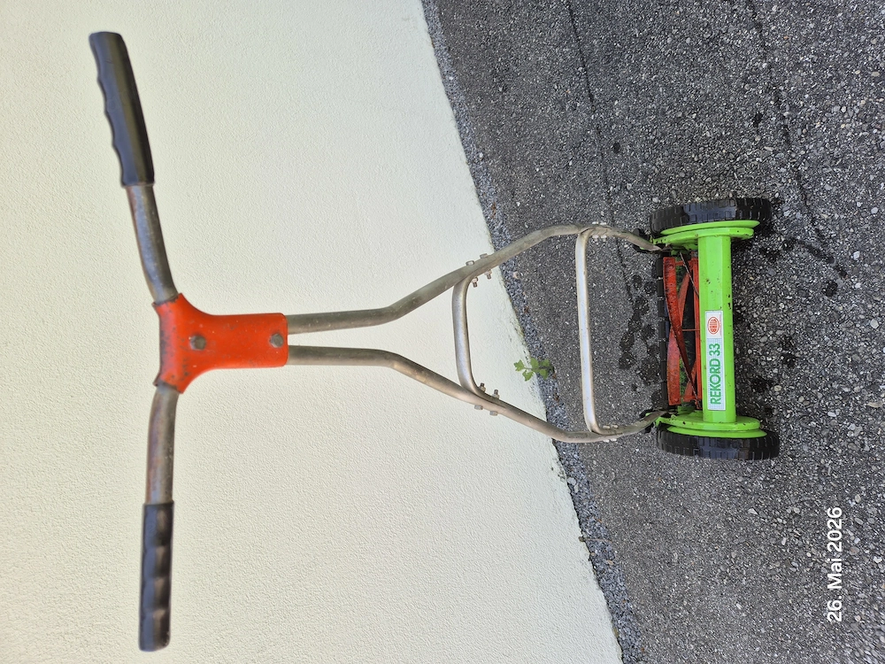 Verschenke Spindelhandrasenmäher