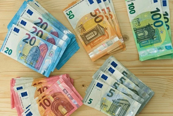 FINANZIERUNG: Lösungen für Ihre Probleme und Projekte in den Bereichen Immobilien, Landwirtschaft