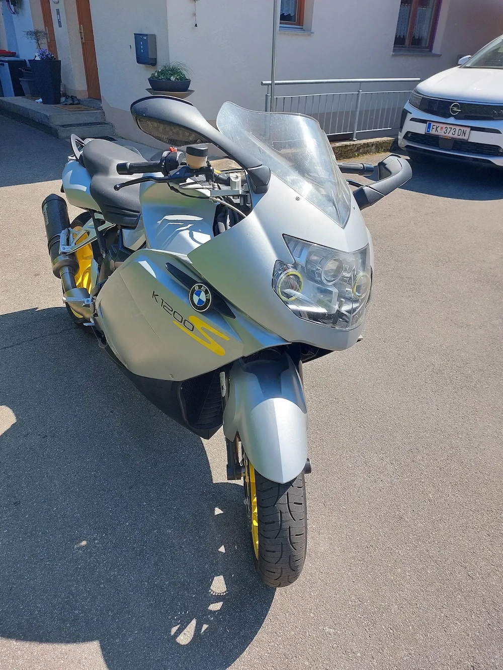 BMW K1200S mit ABS und Esa