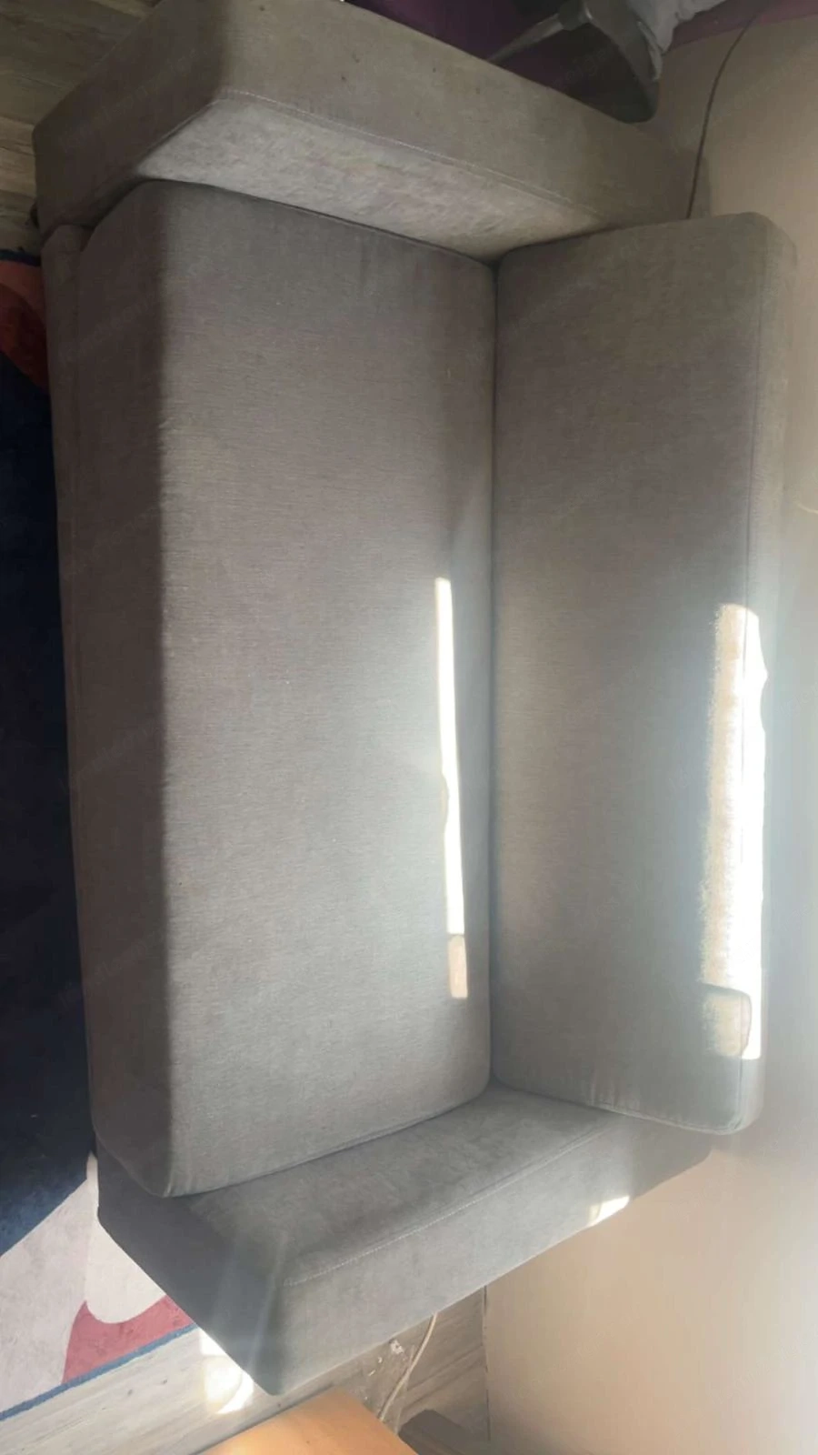 Ausziehbare Sofa. 