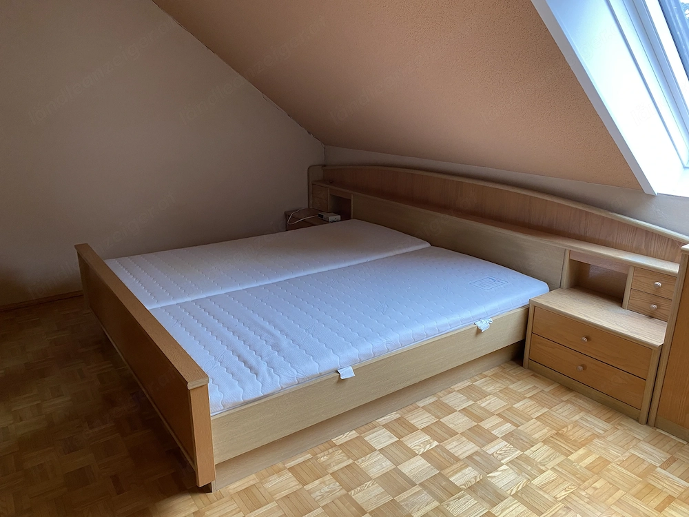 Doppelbett und Kommode zu verschenken