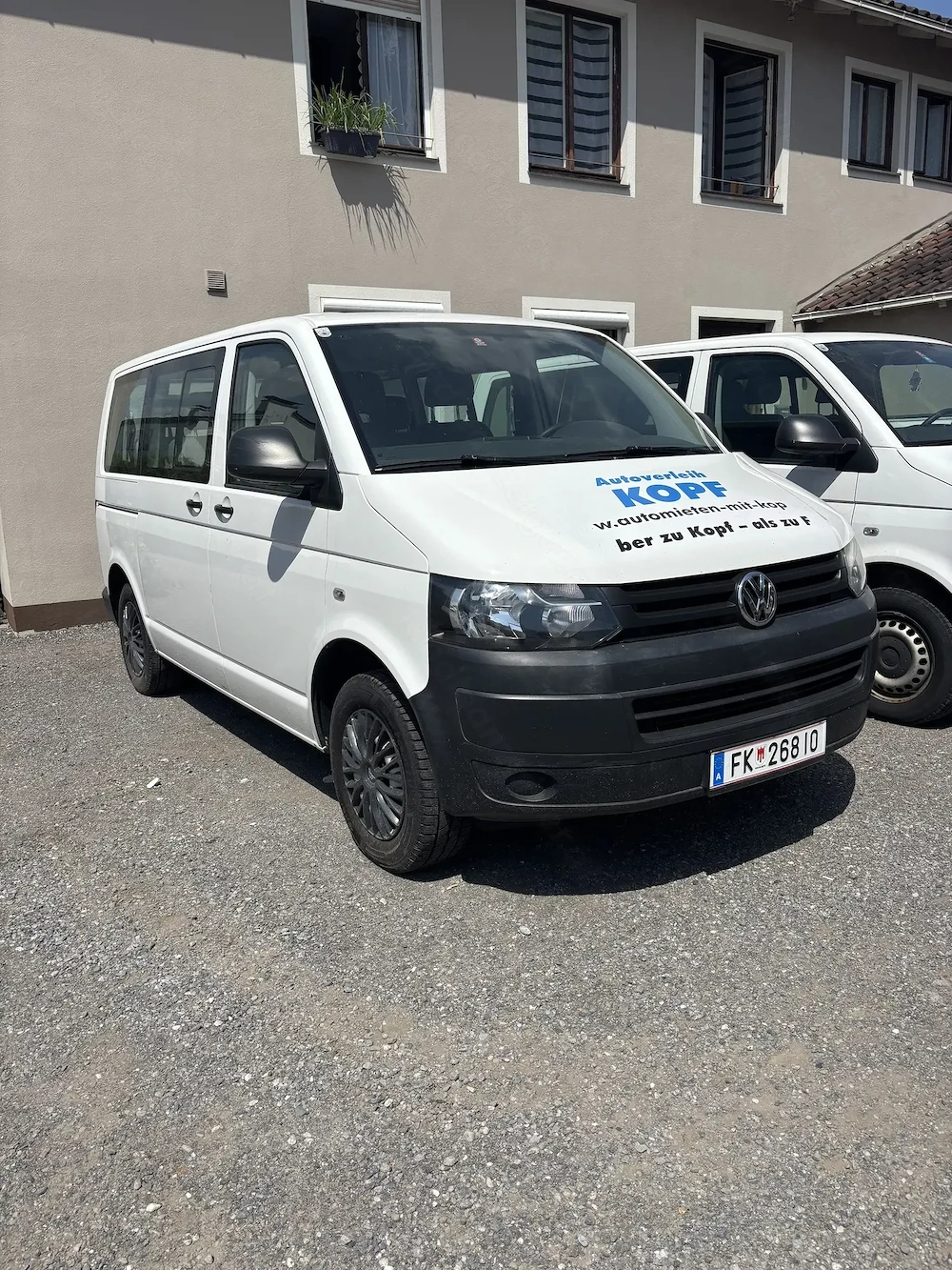 Volkswagen Kombi 9 Plätzer