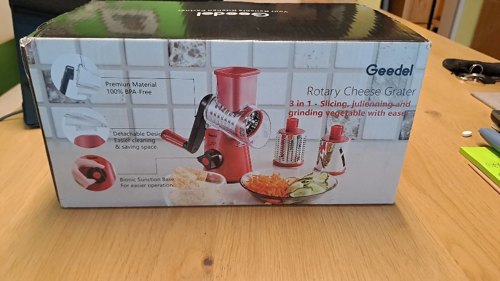 Neuer Greedel Rotary Cheese Grater zu verkaufen währ es will nur Telefonisch erreichbar 0650 7104126
