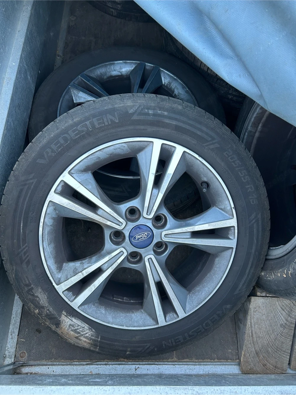 Ford Autoreifen