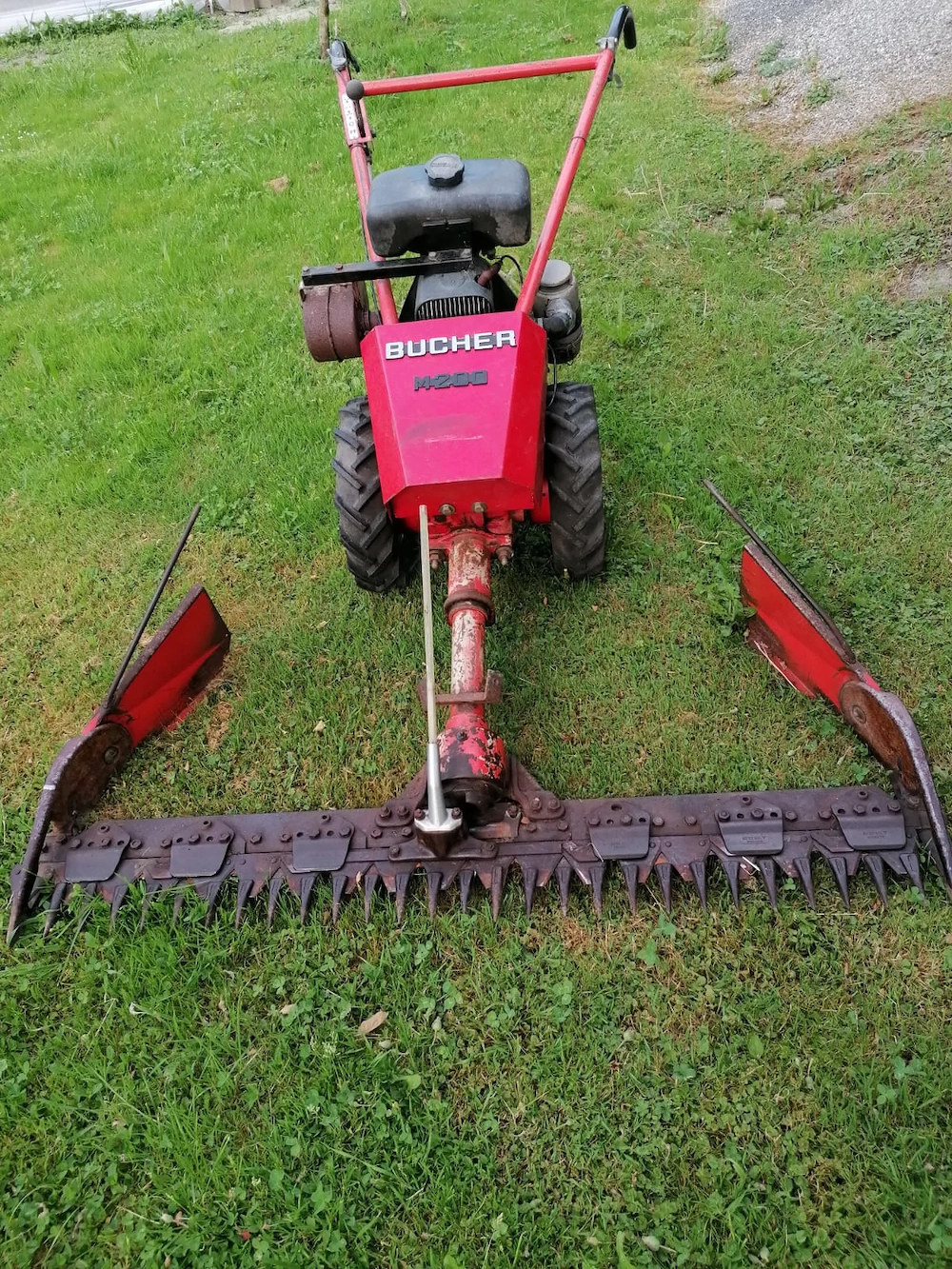 Motormäher Bucher 