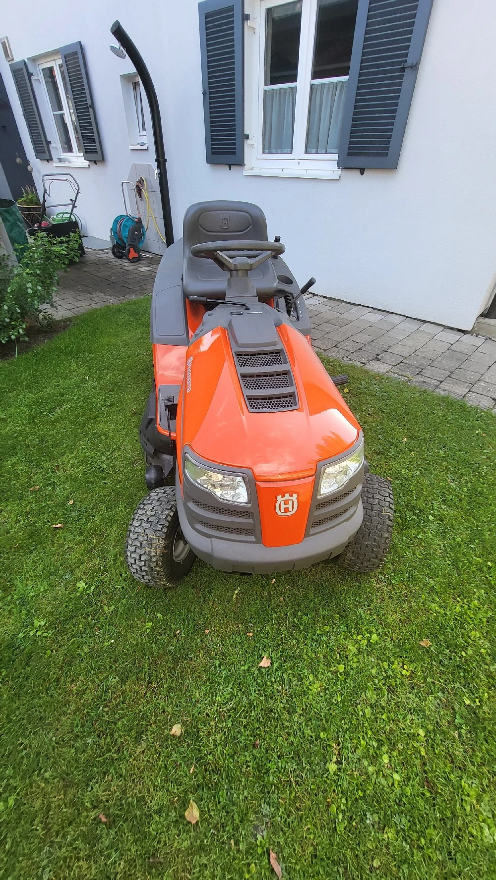 Rasenmäher Traktor