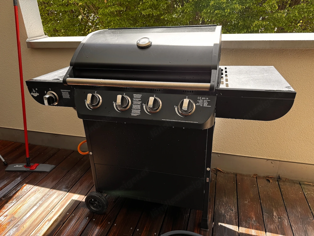Gasgrill schwarz