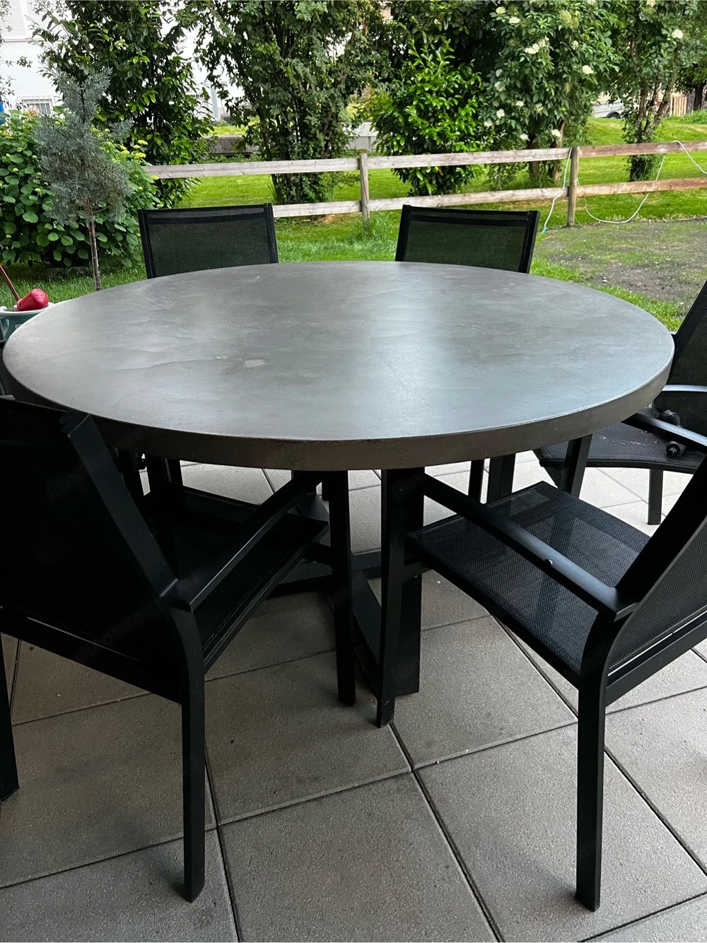 Beton Gartentisch 