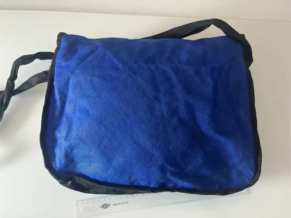Umhängtasche blau einfächerig