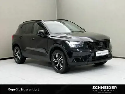 Volvo XC40 Black Edition Ultra, B3 Mild Hybrid, Benzin