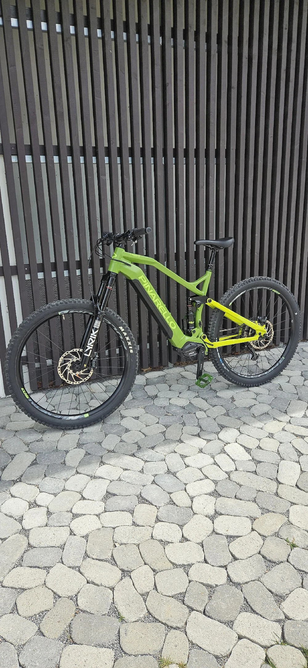 Pinarello Nytro Dust 3 SLX   E-MTB Fully   E-Bike
