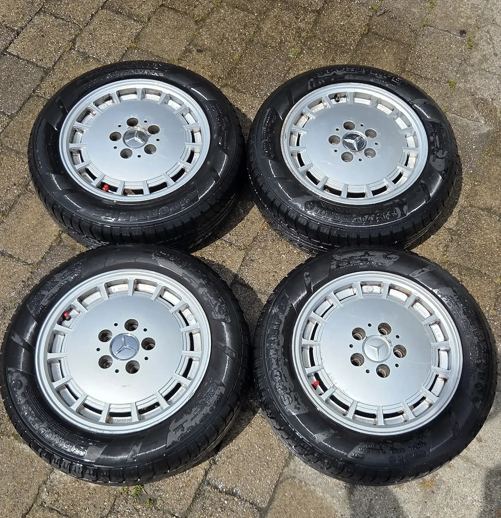 Original Mercedes Gullideckel Felgen 6,5Jx15 ET46 W201 W124 190E