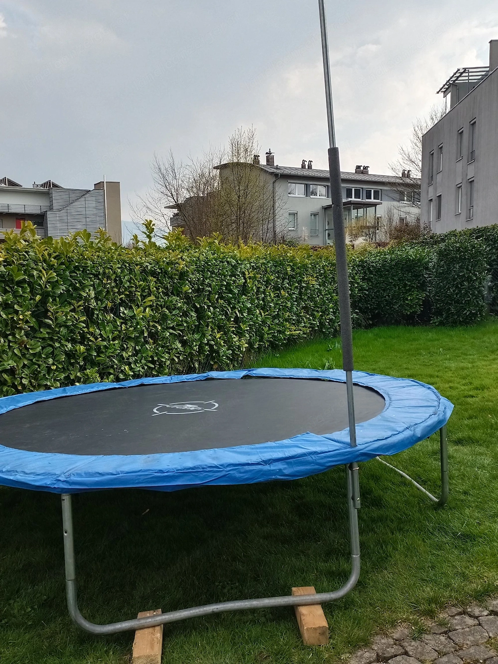 Trampolin ganz neuwertig