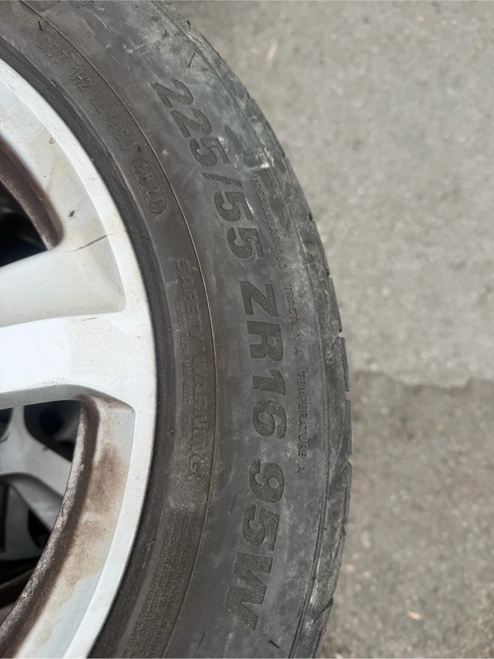225 55 16 für audi a4 ,vw passat gute profil s.reifen mit alu felgen 