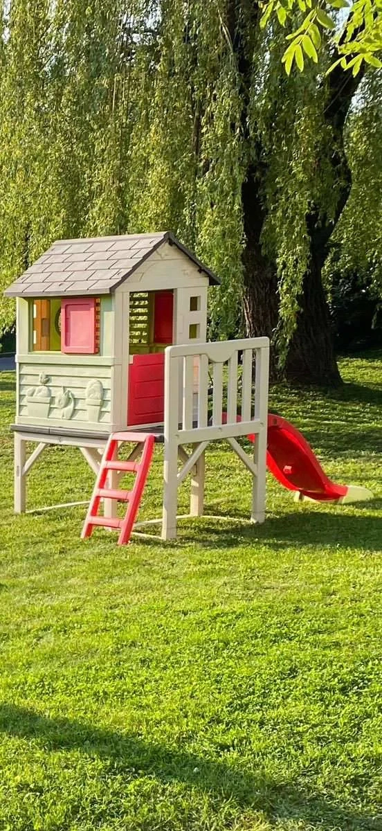 Smoby Spielhaus auf Stelzen mit Rutsche