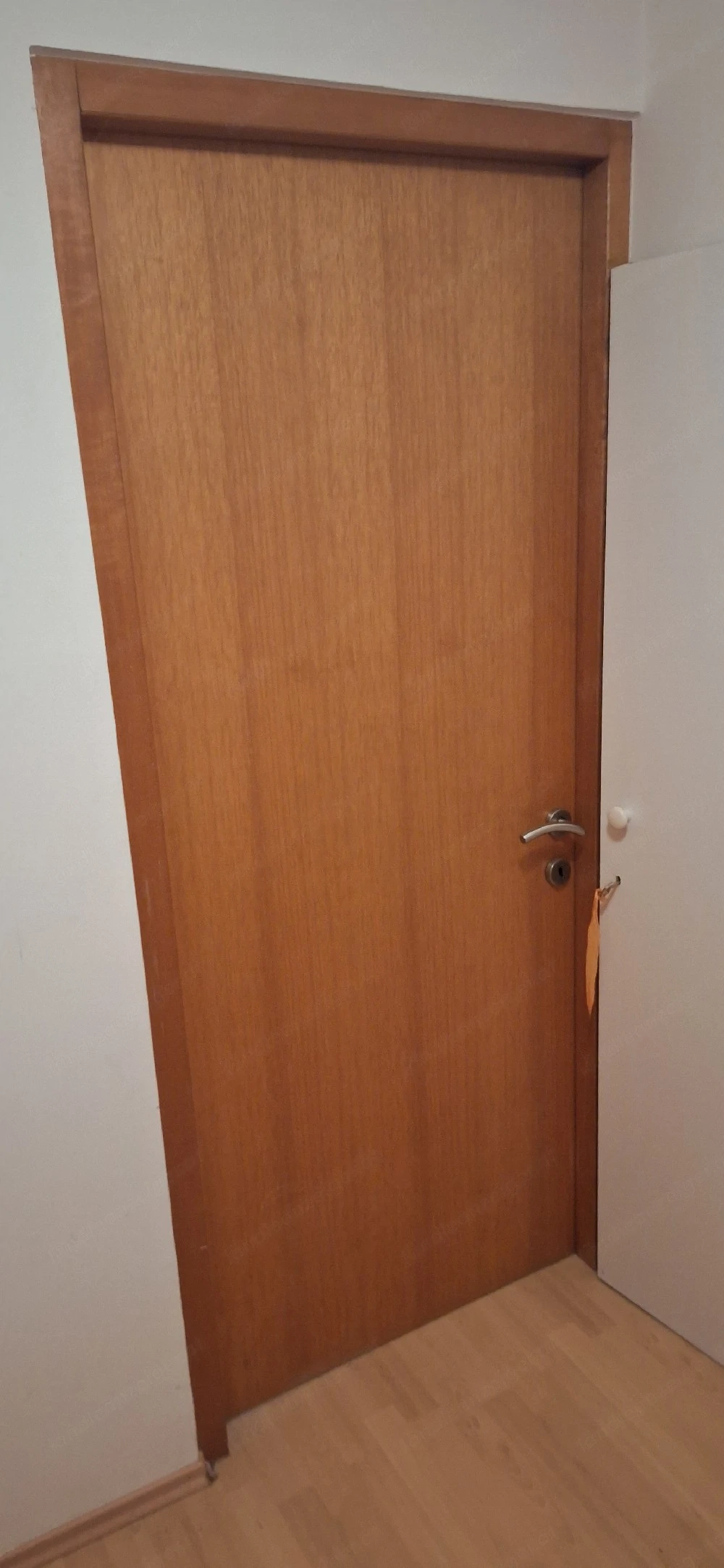 Zimmertüren zu verschenken