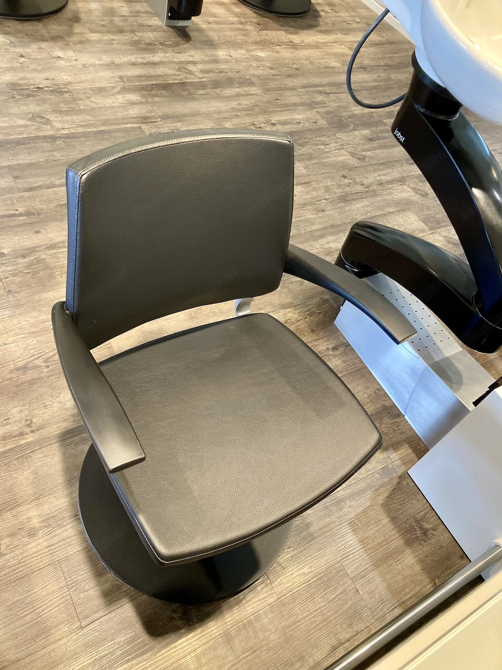 Neuewertige Friseursessel 