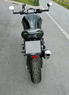 Kawasaki Z900 | PLUS Zubehörpaket | Sportlicher Umbau | 6.500 km | Service + Pickerl + Reifen NEU