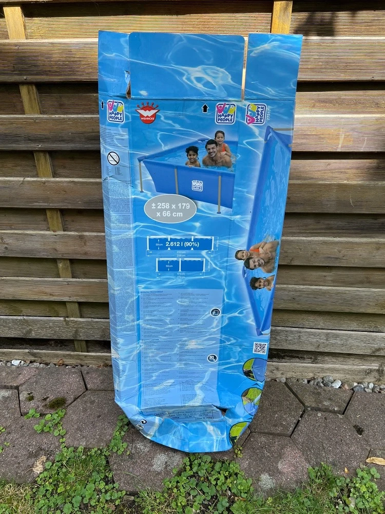 Schwimmbecken