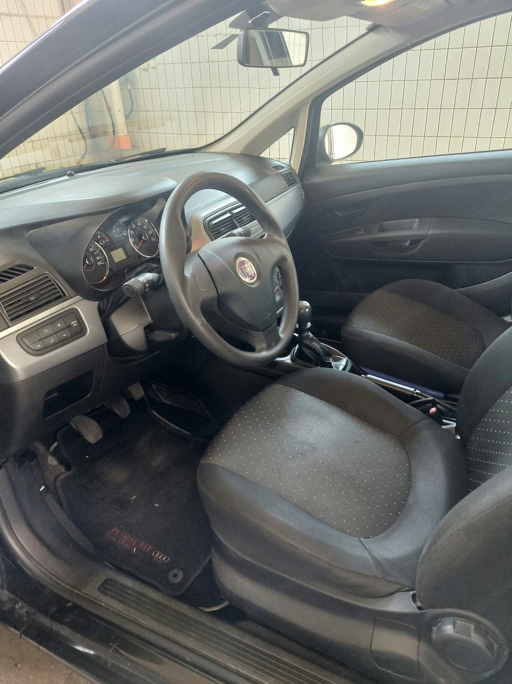 1.600 Euro!   Fiat Punto 1.2 Benziner mit PS 65 Bj 2009 