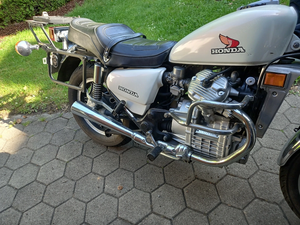  Gepflegte Honda  500