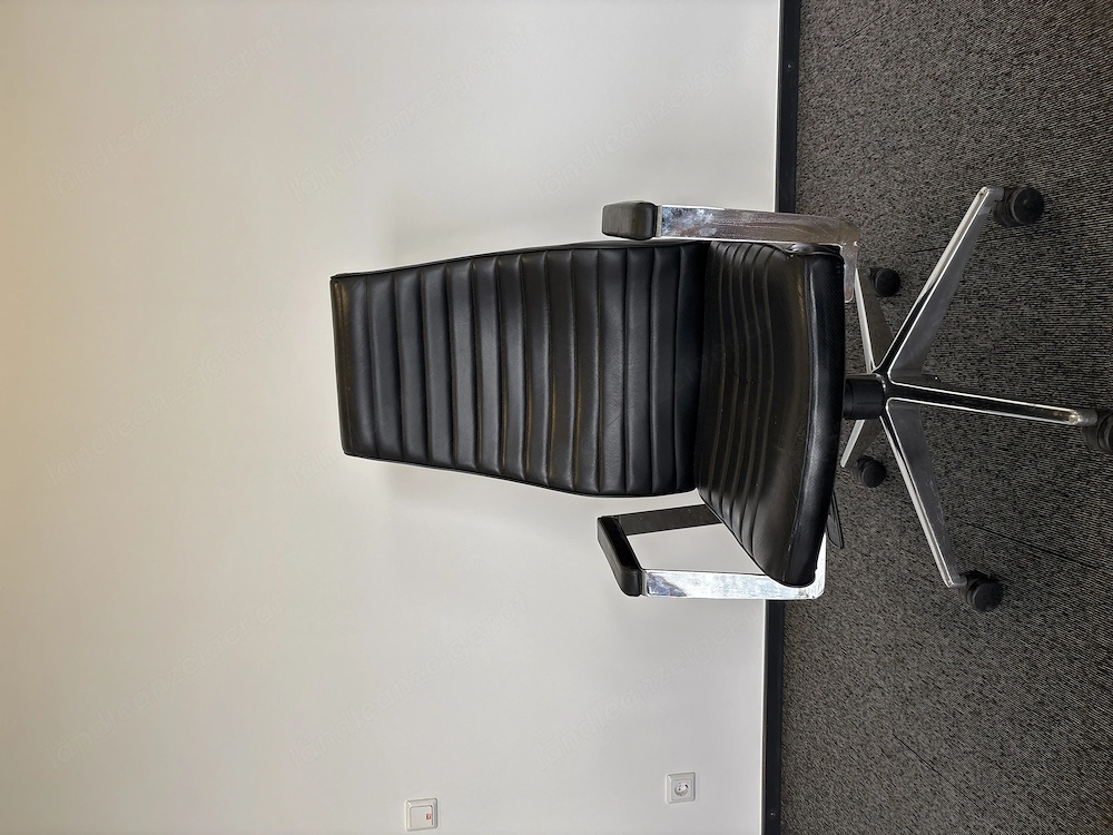 Verschenke funktionstüchtiger Bürostuhl