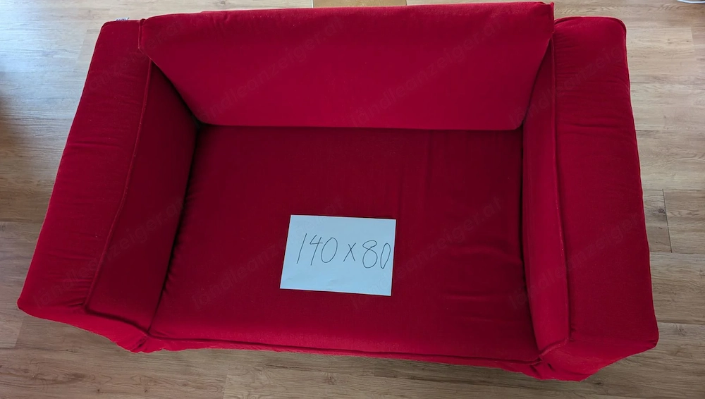 multifunktionales rotes Sofa 
