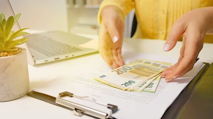 Finanzierungen und Investitionen