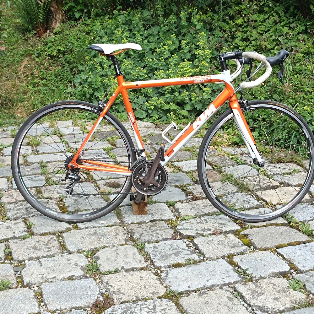 Rennrad KTM Strada