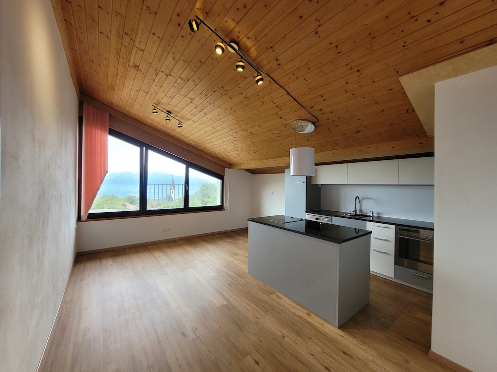 Dachgeschosswohnung in Dafins