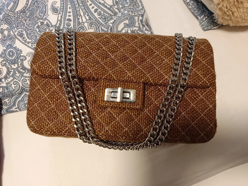 Handtasche "Nicasconcept Berlin" zu verkaufen